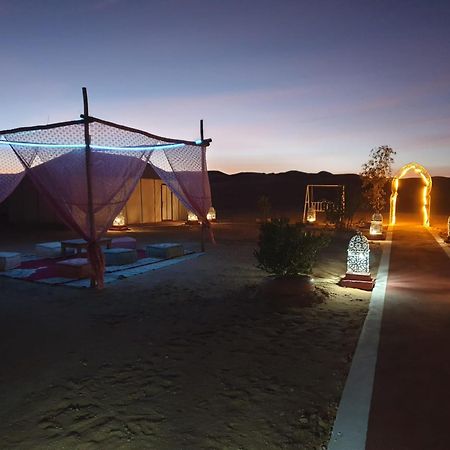 Desert Romantic Camp Мерзуга Екстер'єр фото