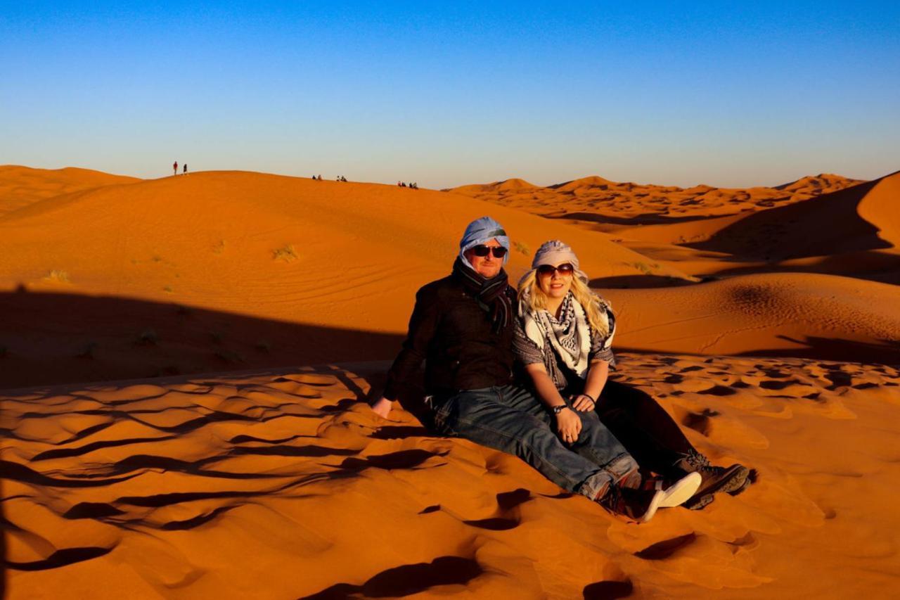 Desert Romantic Camp Мерзуга Екстер'єр фото