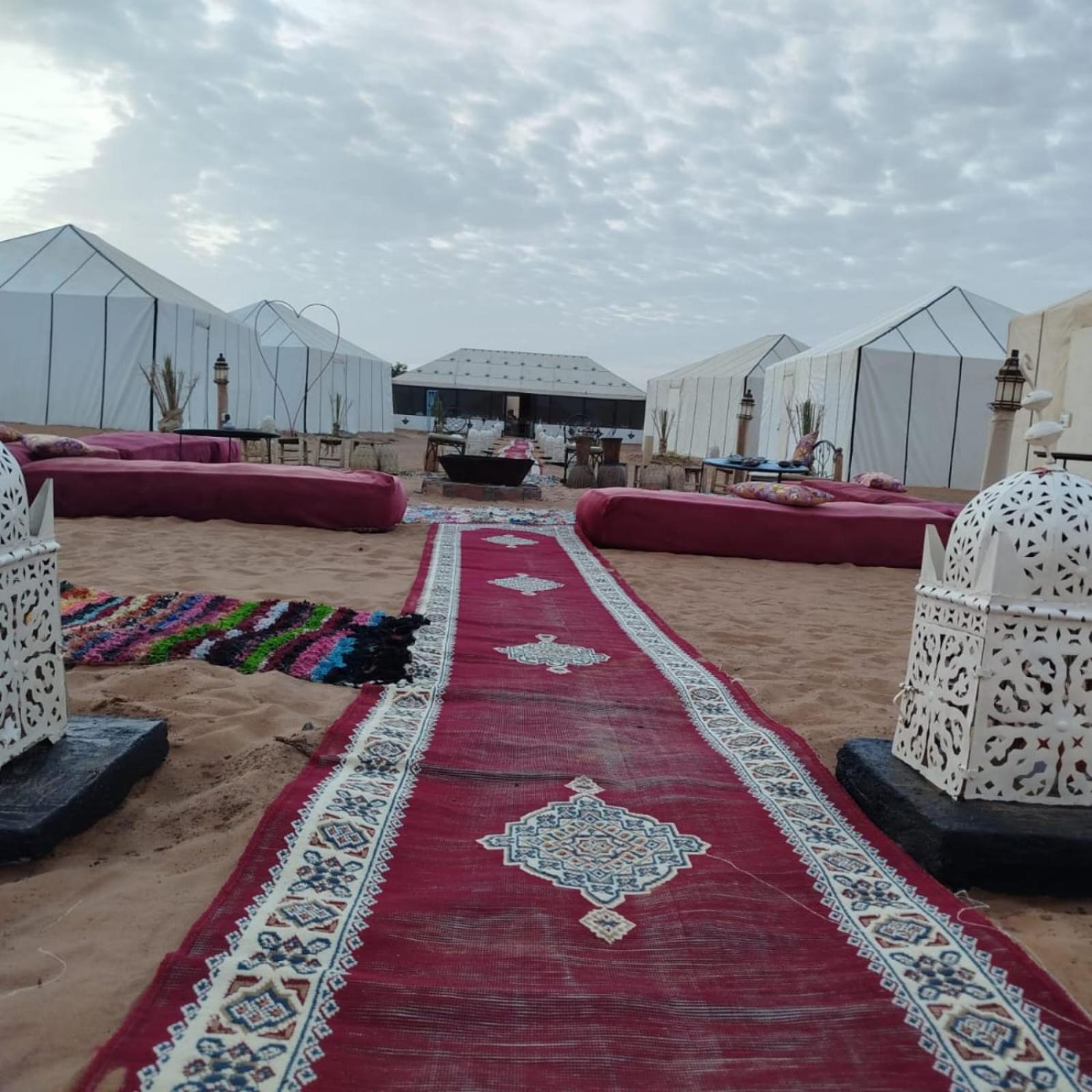 Desert Romantic Camp Мерзуга Екстер'єр фото